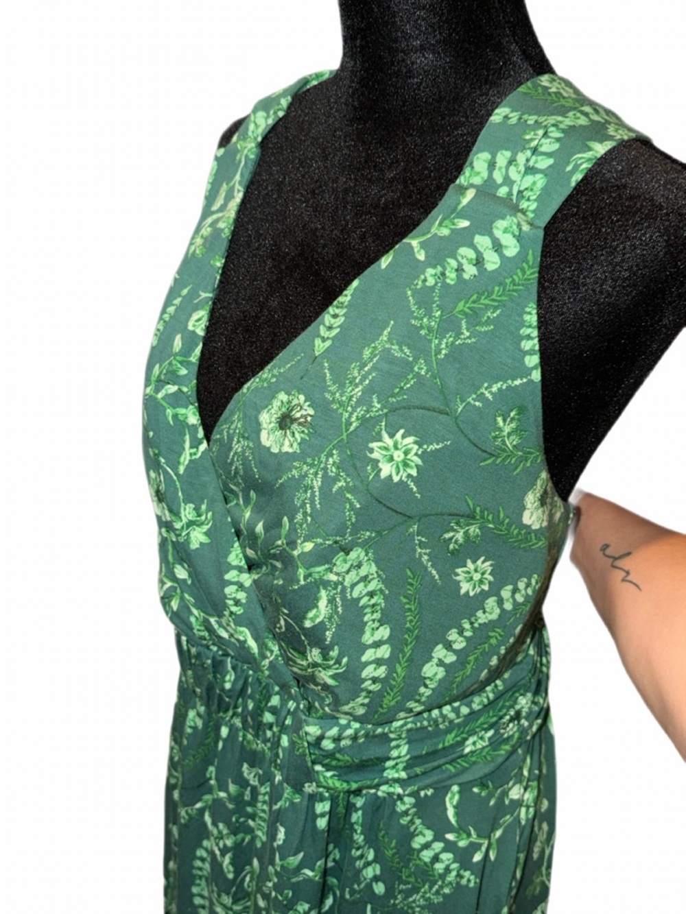 Womens Soma Maxi Tropical Print dress
w/ pockets Lined cups and strappy back xl - Picture 4 of 12